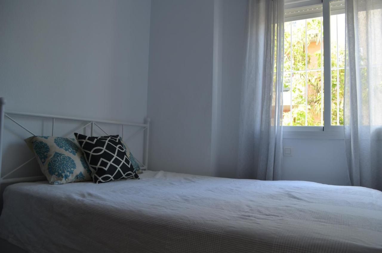 Apartamento Reformado Parking Gratis Севиля Екстериор снимка