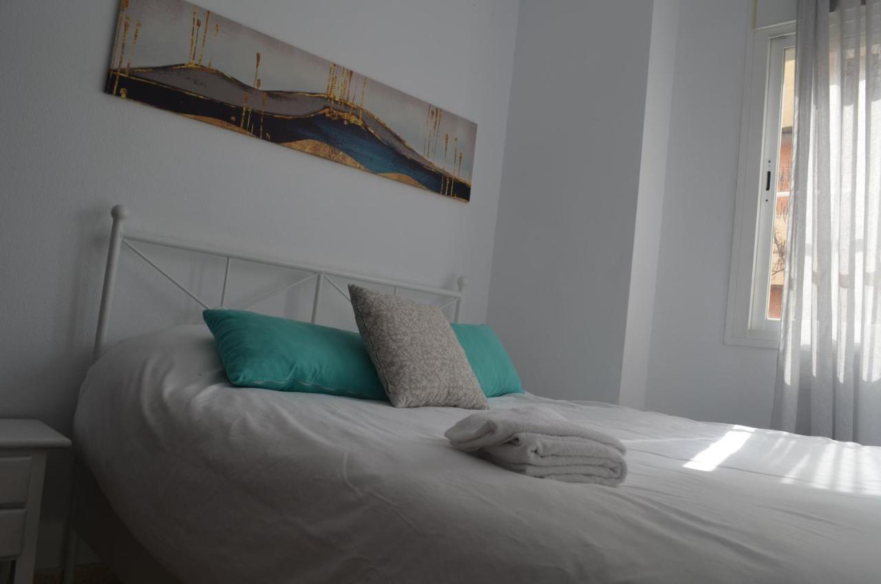 Apartamento Reformado Parking Gratis Севиля Екстериор снимка